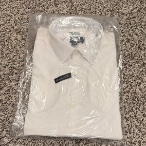 Men’s white dress shirt